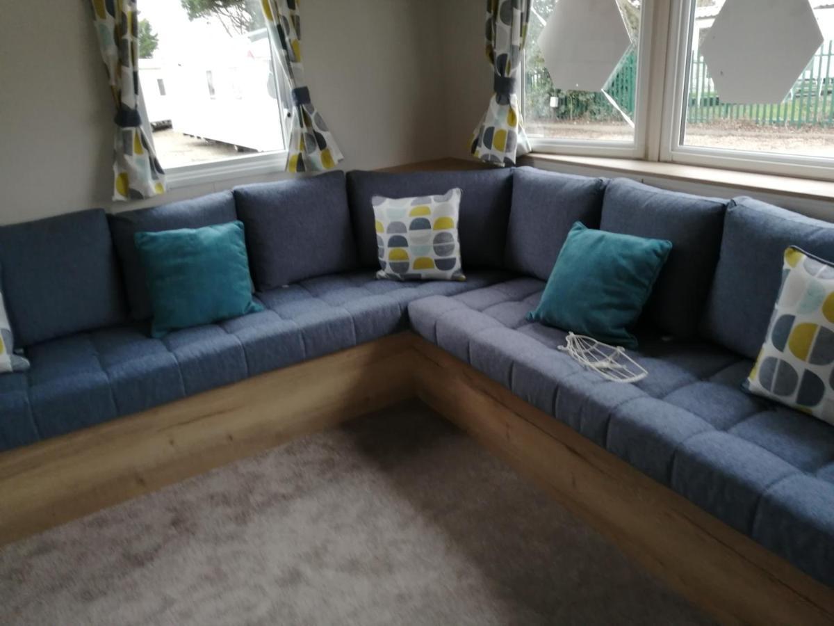 69R Seawick 2 Bedroom Caravan . New For 2022 Saint Osyth Εξωτερικό φωτογραφία