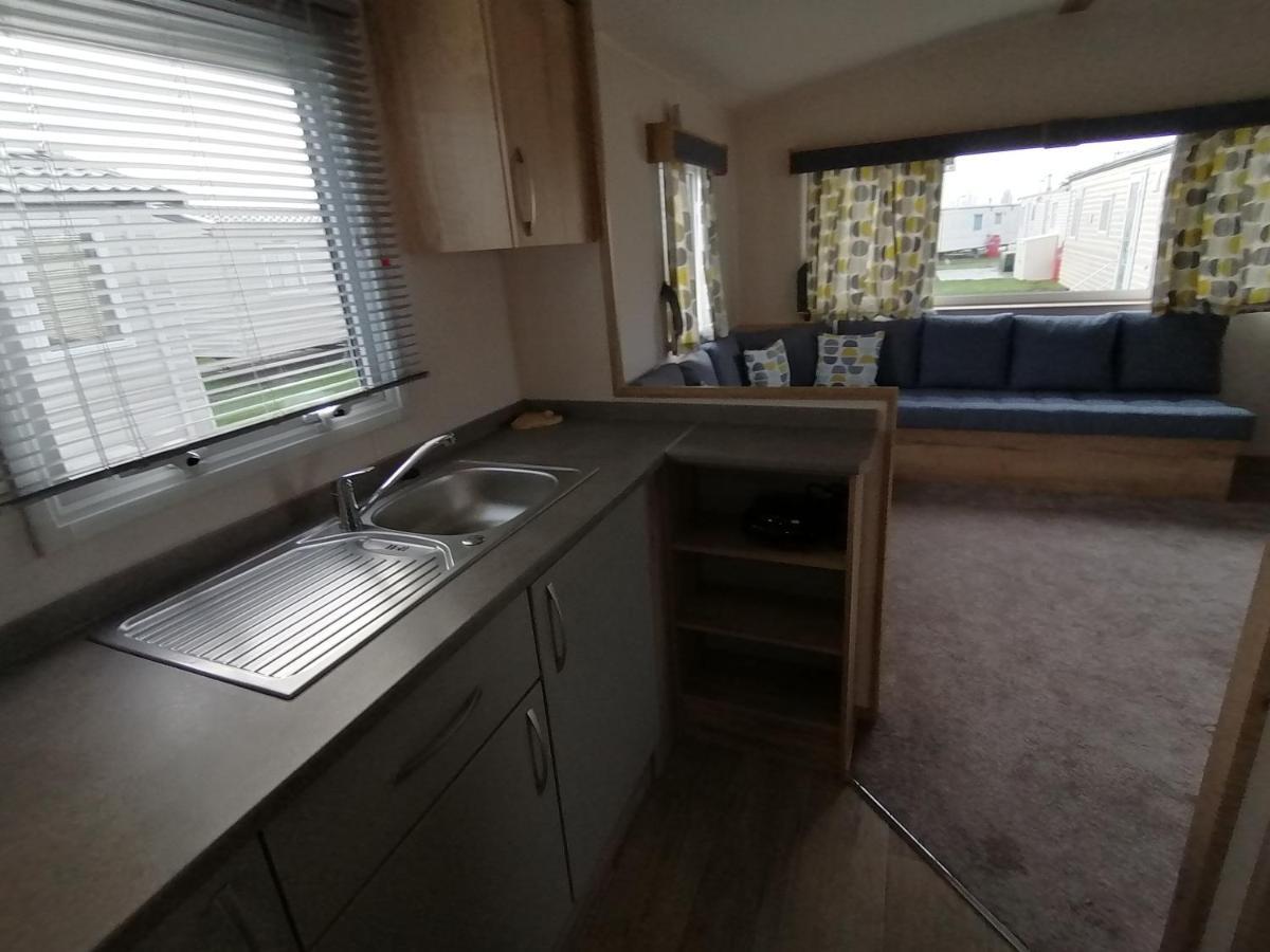 69R Seawick 2 Bedroom Caravan . New For 2022 Saint Osyth Εξωτερικό φωτογραφία